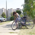 Through the streets on a bicycle