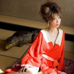 Hitomi Kaiman – The Crocodile Lady