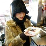 Hitomi Hayasaka 早坂ひとみ