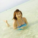 Yuri Komuro 小室友里