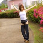 Yuri Komuro 小室友里