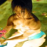 Yuri Komuro 小室友里