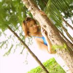 Yuri Komuro 小室友里