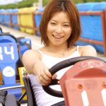 Yuri Komuro 小室友里