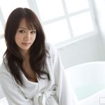 Mai Nadasaka 灘坂舞 Tresspassing