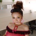 Meguru Kosaka 小坂めぐる Fountain