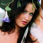 Lena is hunting for men