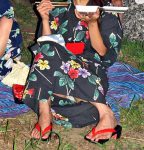 夏祭りパンチラ（浴衣女子多数）のエロ画像