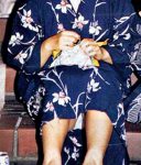 夏祭りパンチラ（浴衣女子多数）のエロ画像