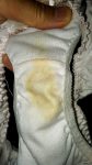 濃厚な下り物（おりもの）付きパンツのエロ画像