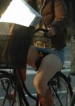 漕いでる自転車パンチラ画像まとめ
