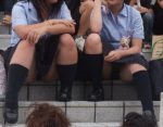JKのパンツ見放題な複数パンチラエロ画像