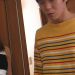 未熟なチ●ポを咥え込み戸惑う甥っ子をもてあそぶショタコンお姉ちゃん 吉沢明歩 1