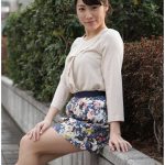 Hな逆ナンお姉さん！AV女優がマジ迫り！！素人男性をオナホとカラダでヌイてあげる！？