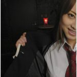 吉沢明歩は20代後半のハンパないほど経験豊富な女子校生。 吉沢明歩