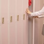 学業と芸能の両立に励むアイドルの淫らな学校性活 夏乃ひまわり