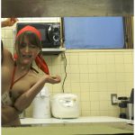 屈辱の全裸居酒屋店長 吉沢明歩