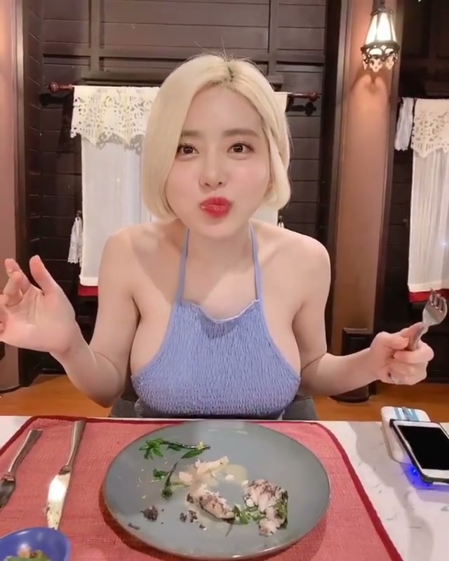 Asian Japanese MILF Amateur POV