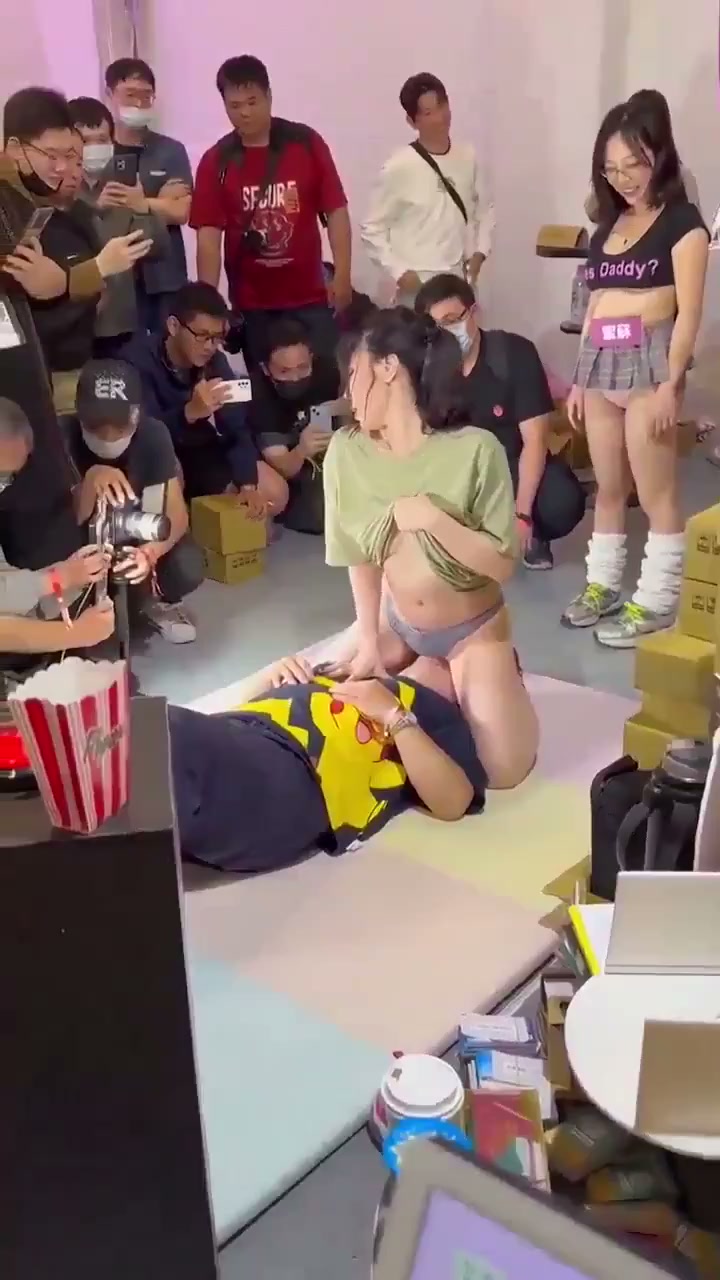 Asian Japanese MILF Amateur POV