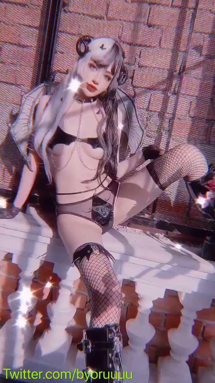 Asian Japanese MILF Amateur POV